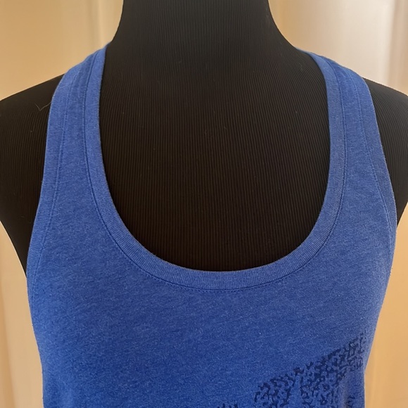 Nike Twisted back burnout tank top - Picture 4 of 10